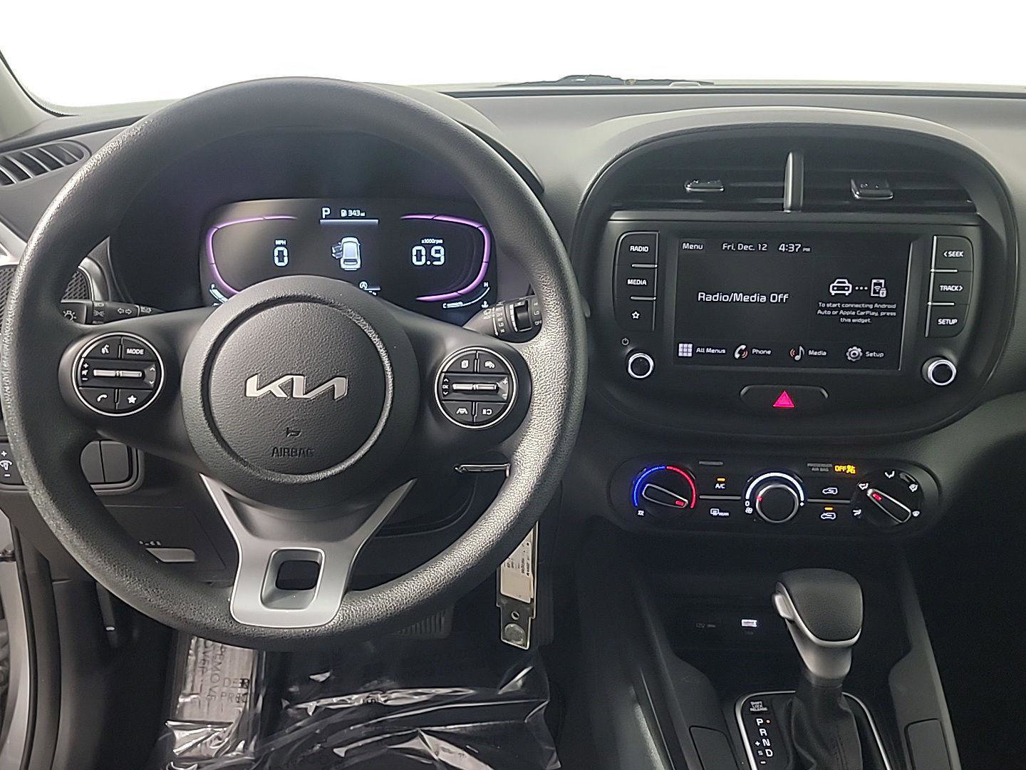 Used 2023 Kia Soul LX w/ LX Technology Package image 22