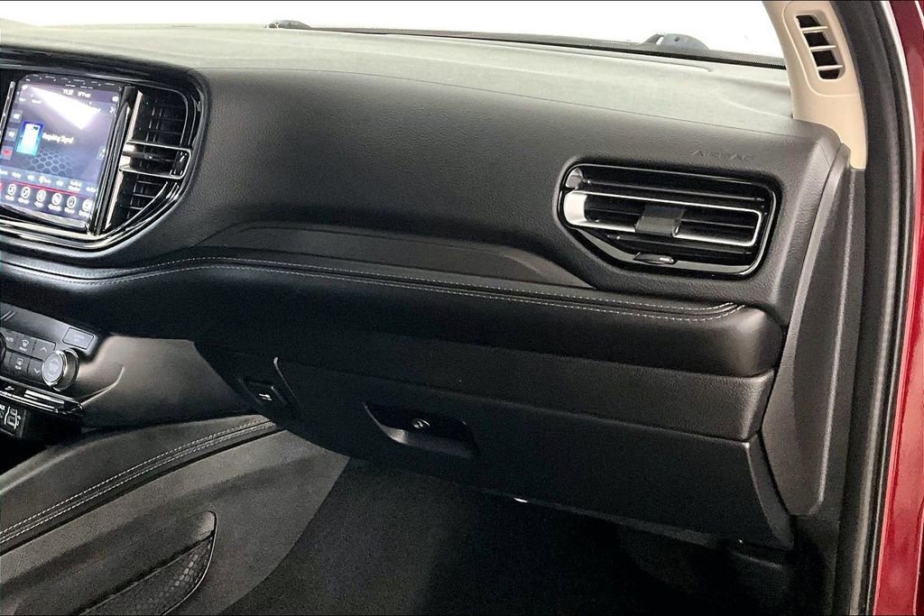 Used 2021 Dodge Durango SXT image 15