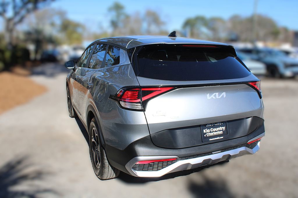 Used 2024 Kia Sportage LX image 11