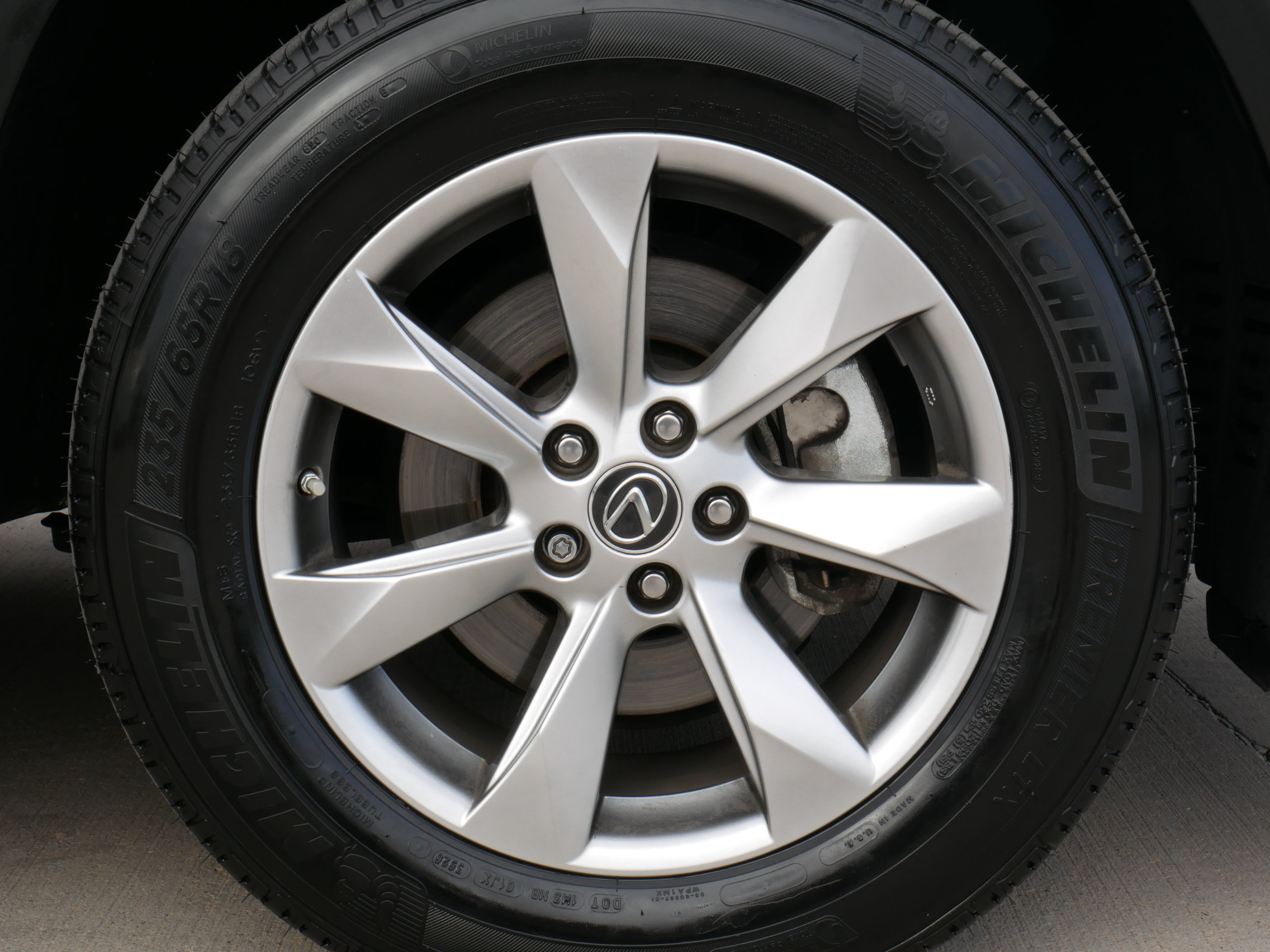 Used 2019 Lexus RX 350 FWD w/ Accessory Package image 17