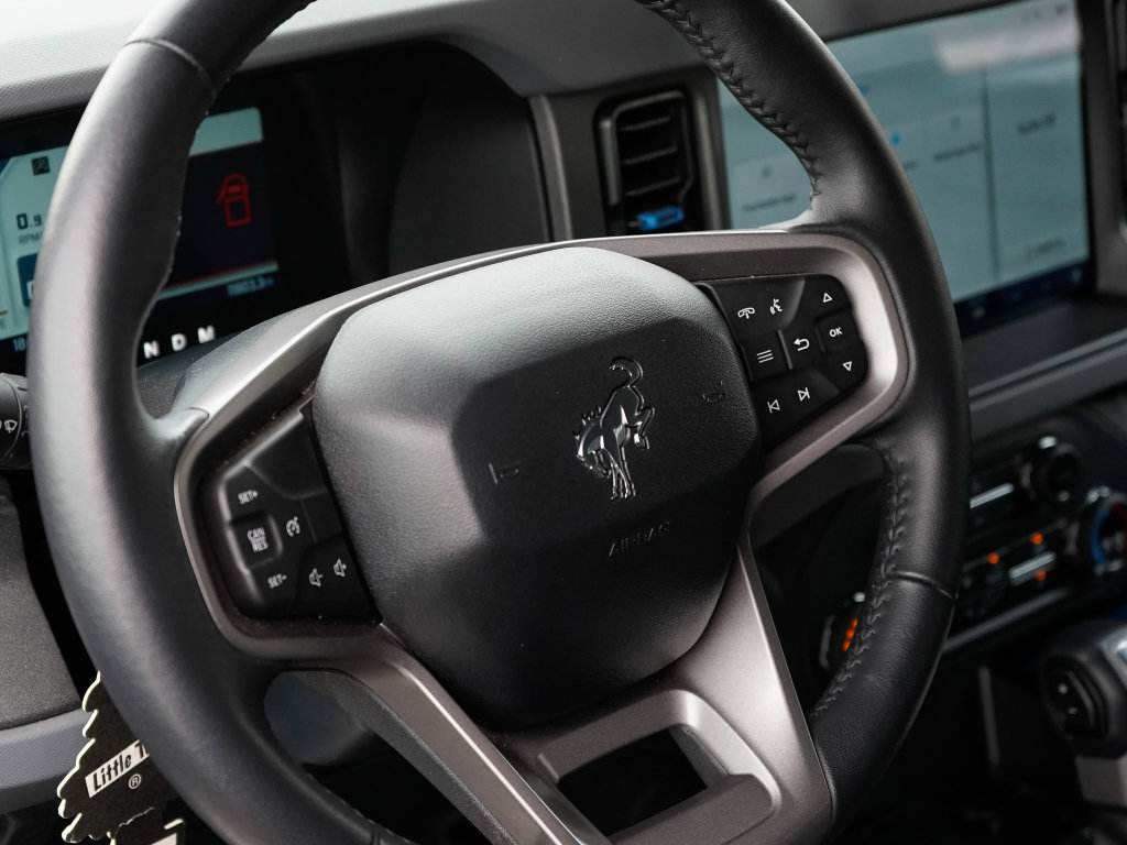 Used 2024 Ford Bronco Black Diamond image 13