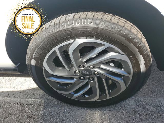 New 2025 Lincoln Navigator Reserve image 9