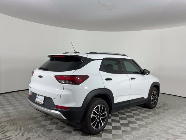 Used 2025 Chevrolet TrailBlazer LT FWD image 5
