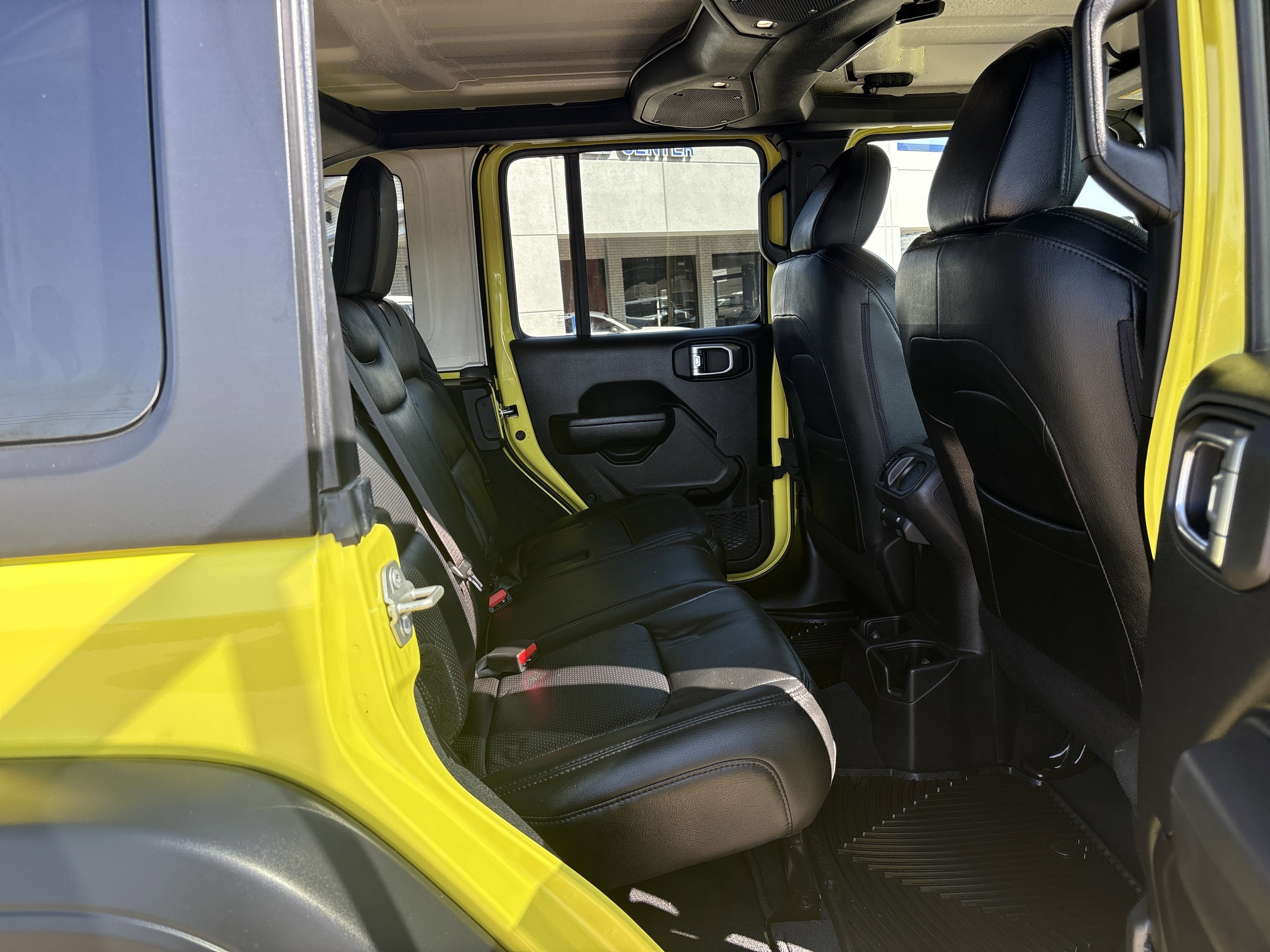 Used 2024 Jeep Wrangler Sport S image 6