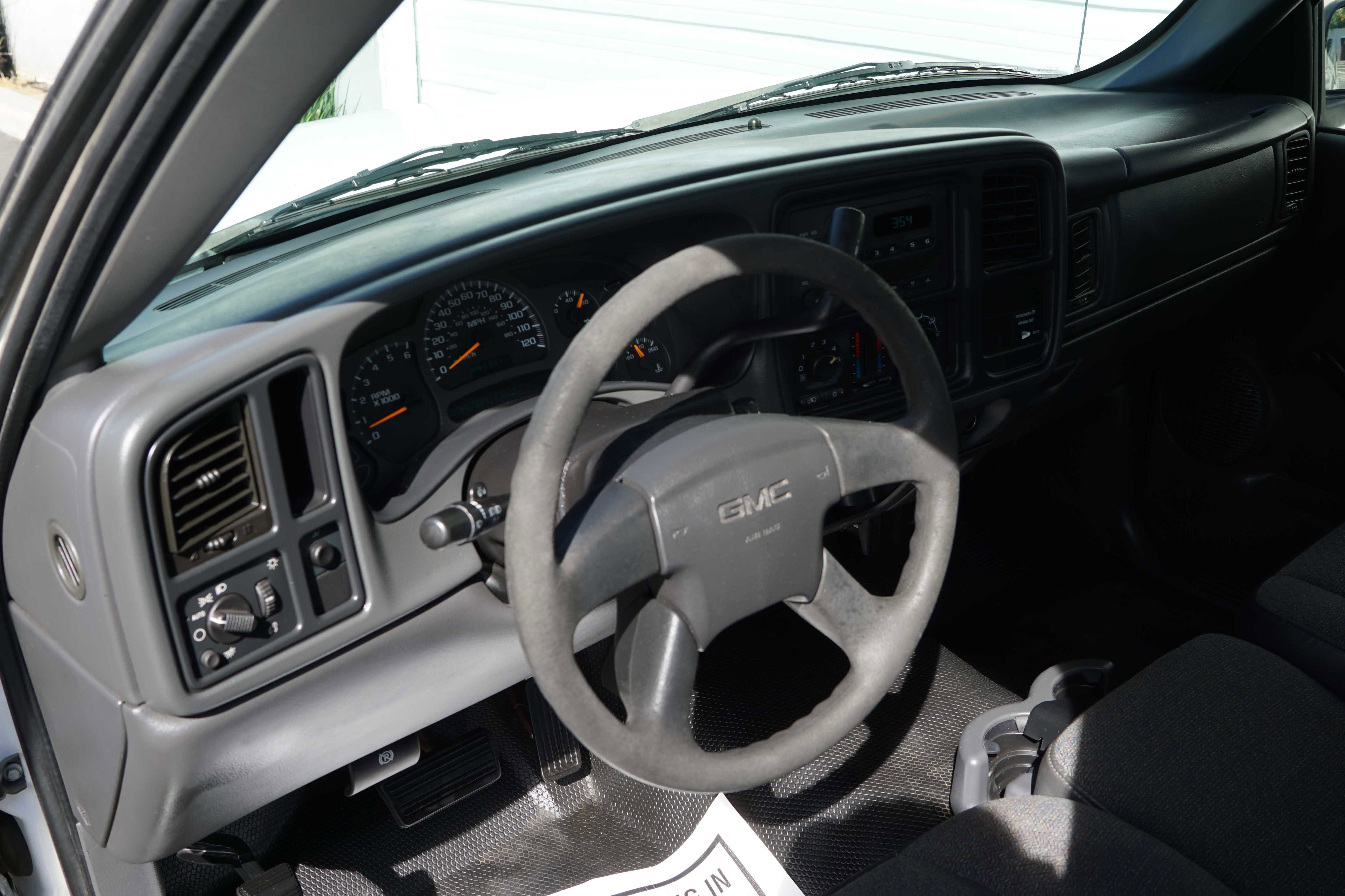 Used 2003 GMC Sierra 1500 W/T image 34