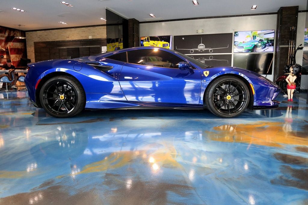Used 2020 Ferrari F8 Tributo RWD image 3
