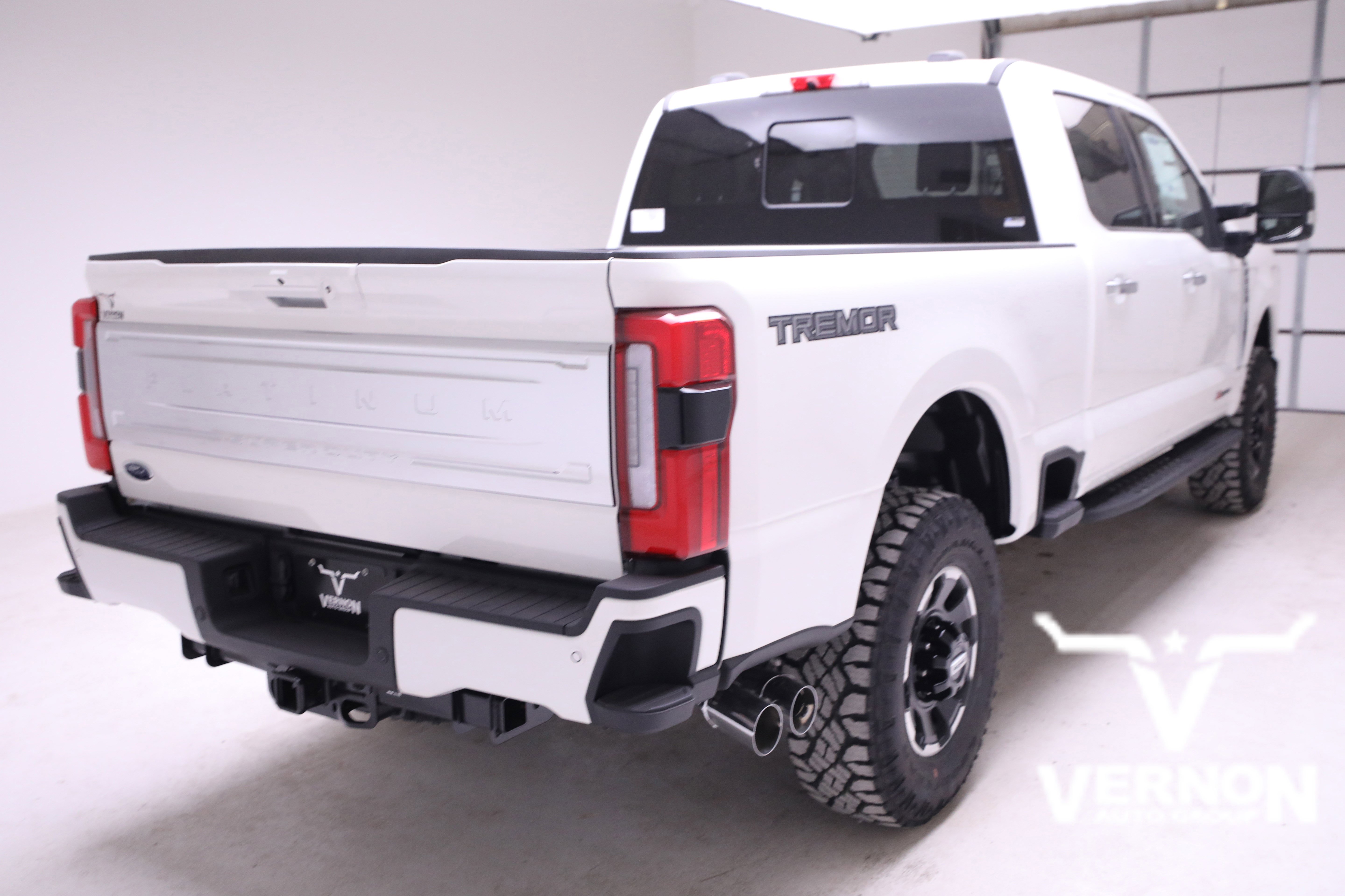 New 2026 Ford F250 Platinum image 5