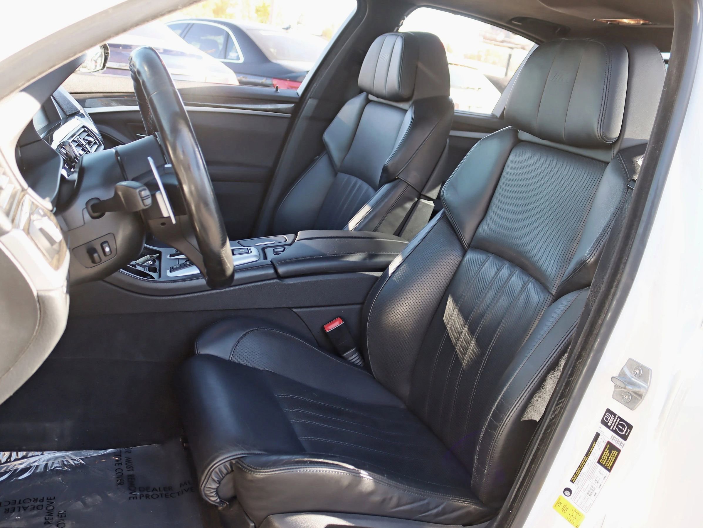 Used 2015 BMW M5 Sedan 4D image 32