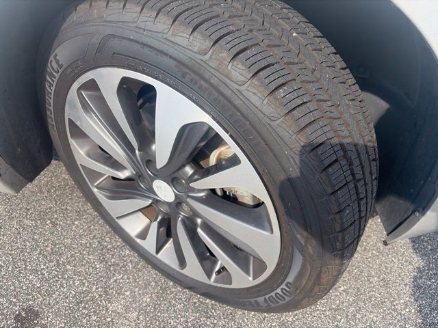 Used 2017 Buick Encore Premium FWD image 5