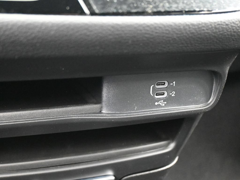 New 2026 Chrysler Pacifica Select w/ S Appearance Package FWD image 19