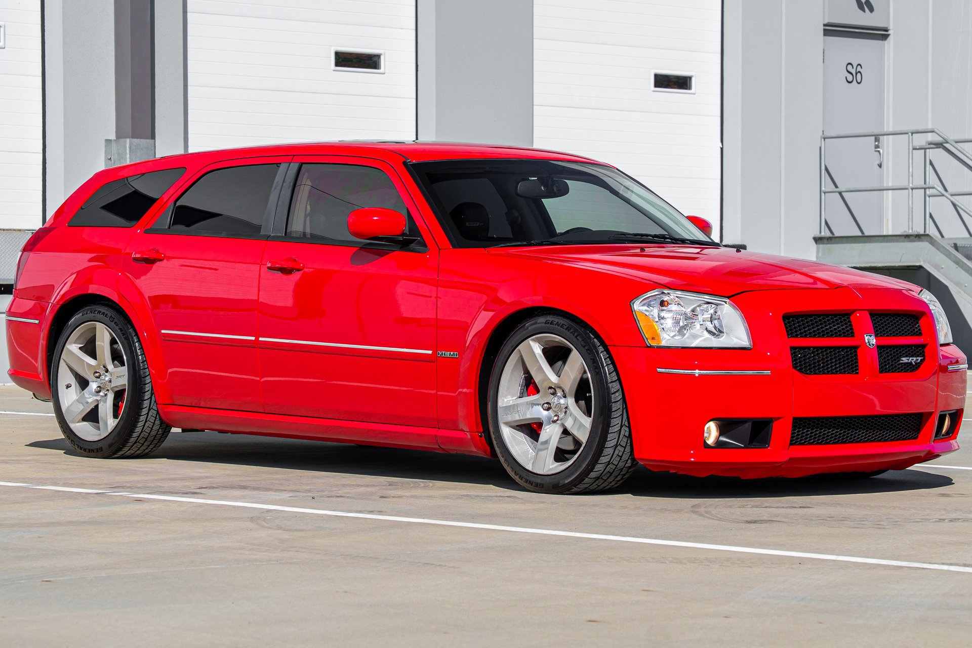 Used 2007 Dodge Magnum SRT8 w/ SRT Option Group III RWD image 13