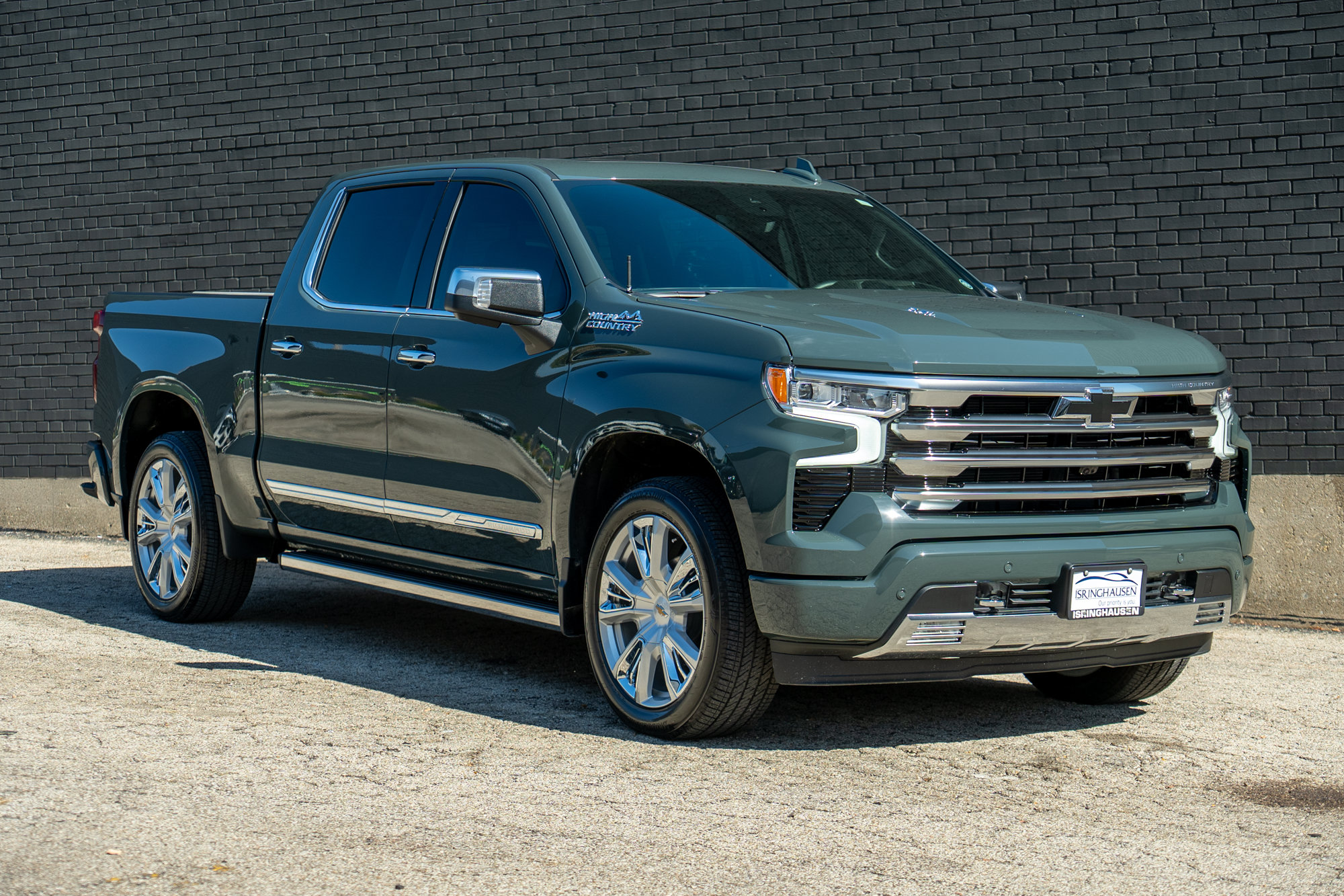 Used 2026 Chevrolet Silverado 1500 High Country AWD/4WD image 3