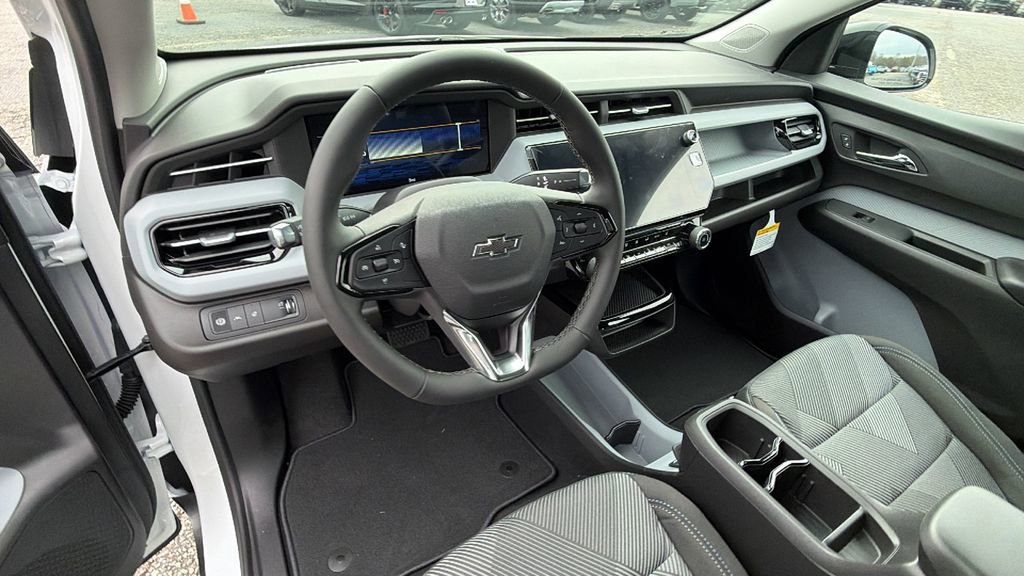 New 2027 Chevrolet Bolt LT w/ Comfort Package image 17