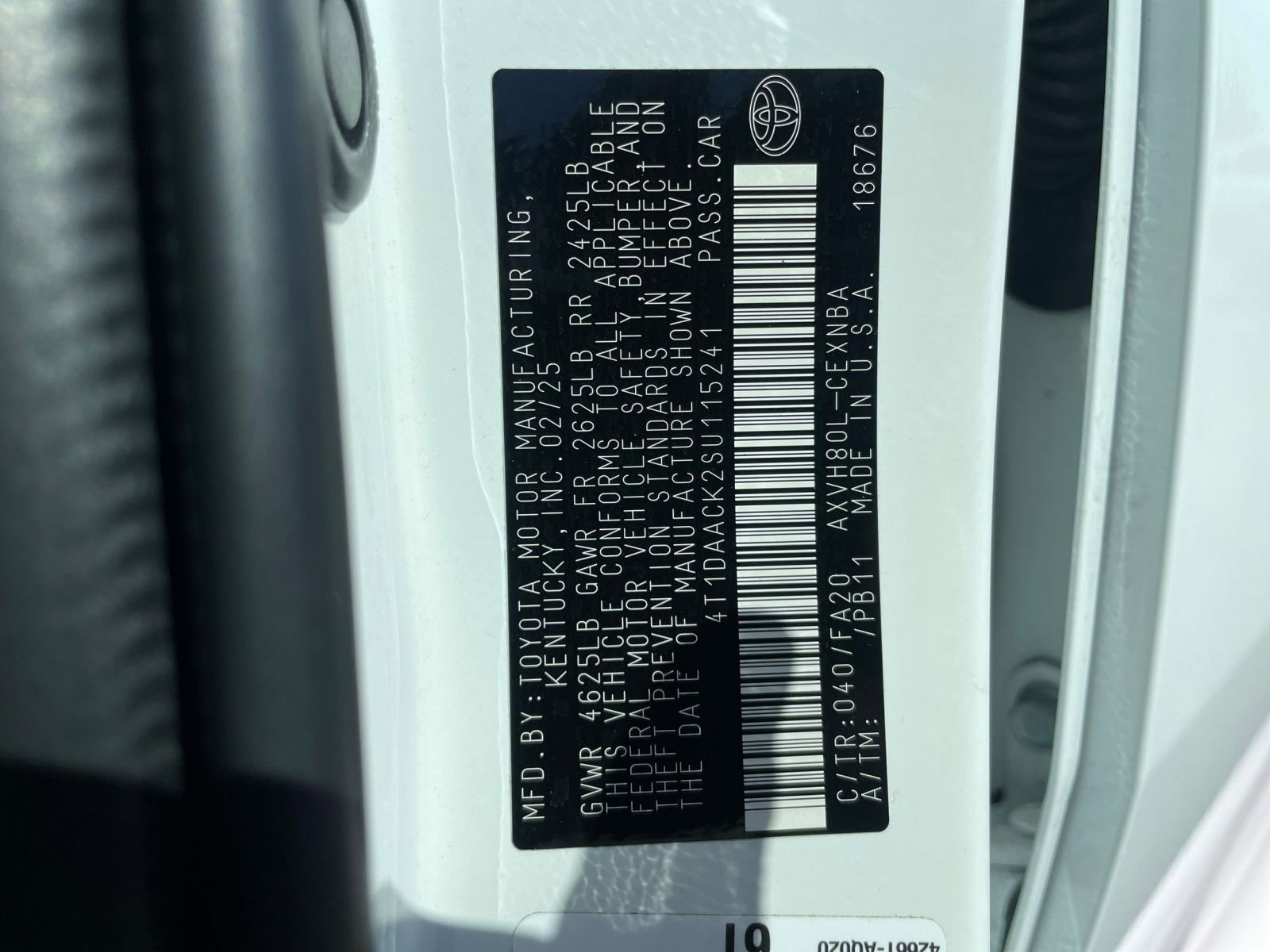 Used 2025 Toyota Camry LE image 29