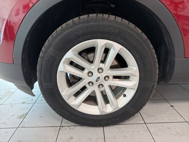 Used 2015 Ford Explorer Base image 12