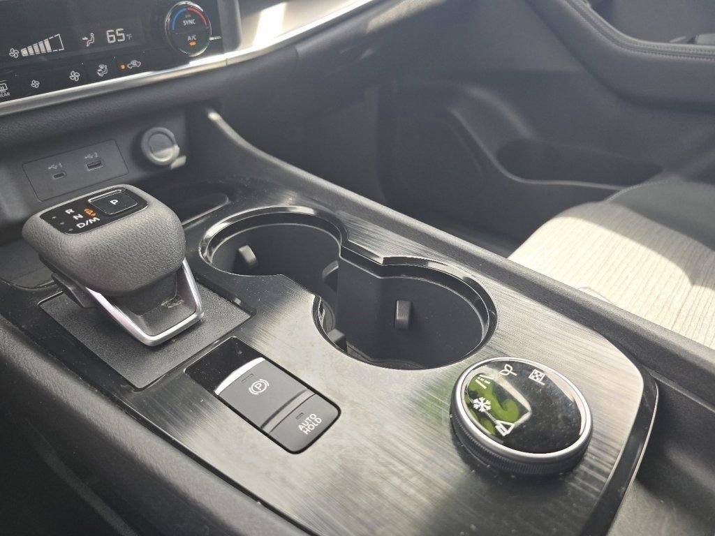 Certified 2023 Nissan Rogue SV AWD/4WD image 33