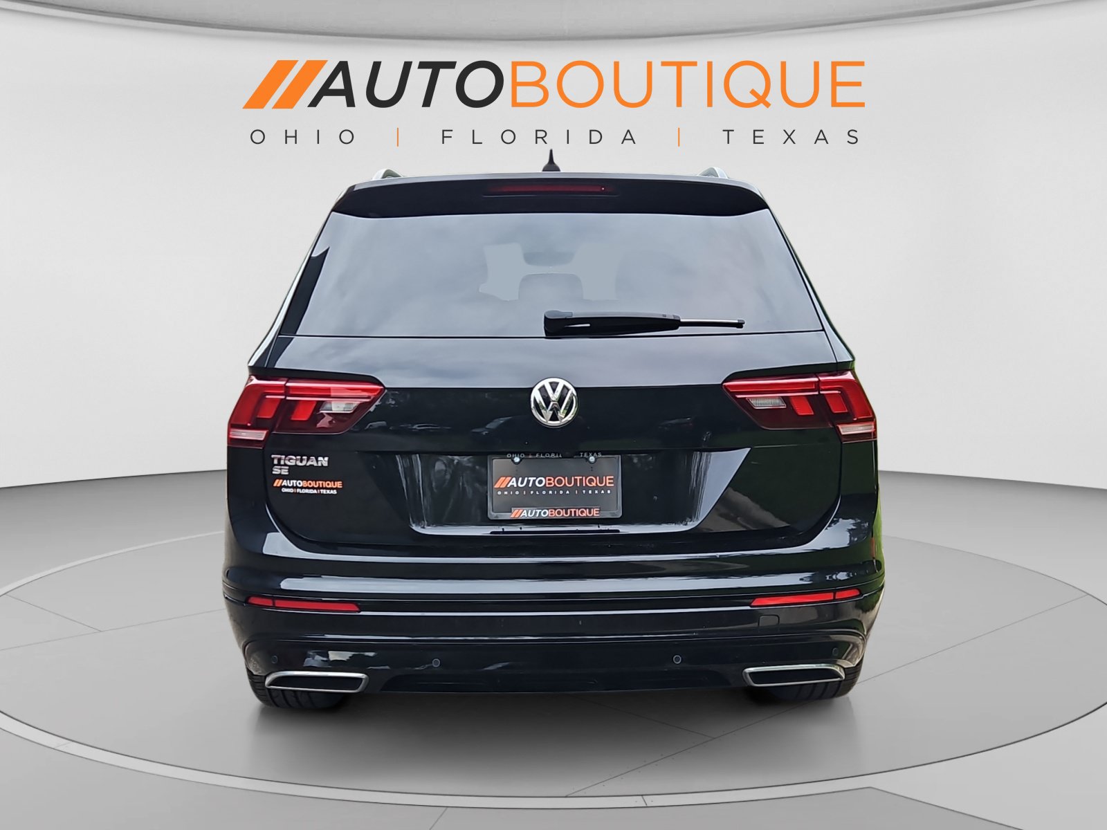 Used 2021 Volkswagen Tiguan SE R-Line FWD image 4