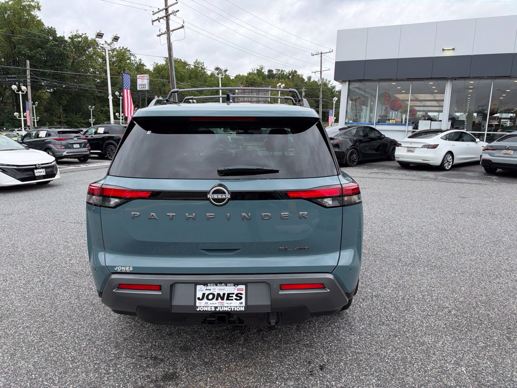 New 2026 Nissan Pathfinder SL w/ SL Premium Package AWD/4WD image 6