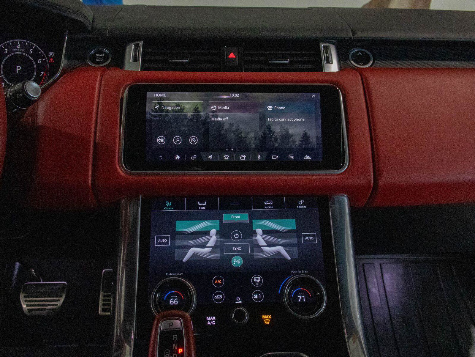 Used 2020 Land Rover Range Rover Sport SVR AWD/4WD image 4