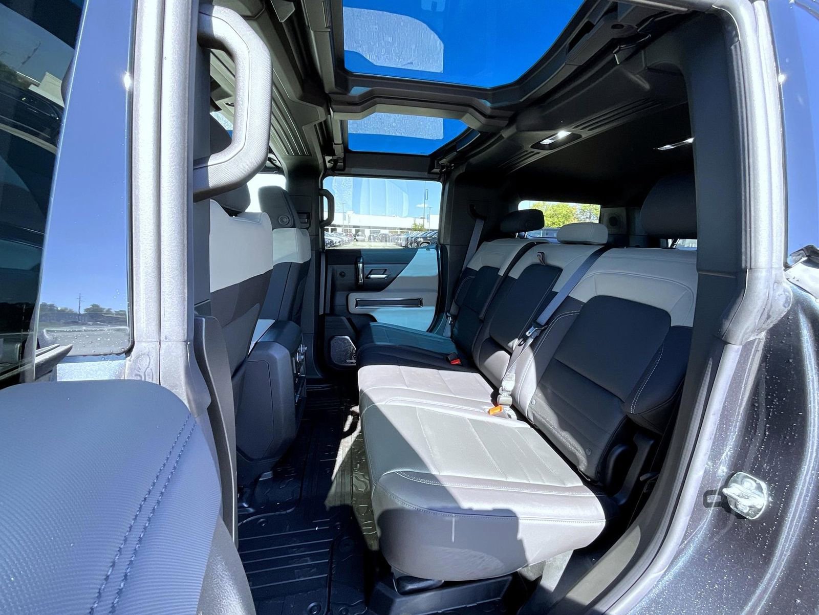 New 2026 GMC Hummer EV SUV image 19