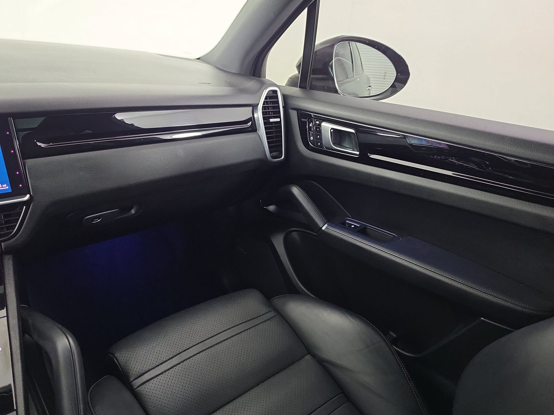 Used 2019 Porsche Cayenne E-Hybrid AWD/4WD image 41