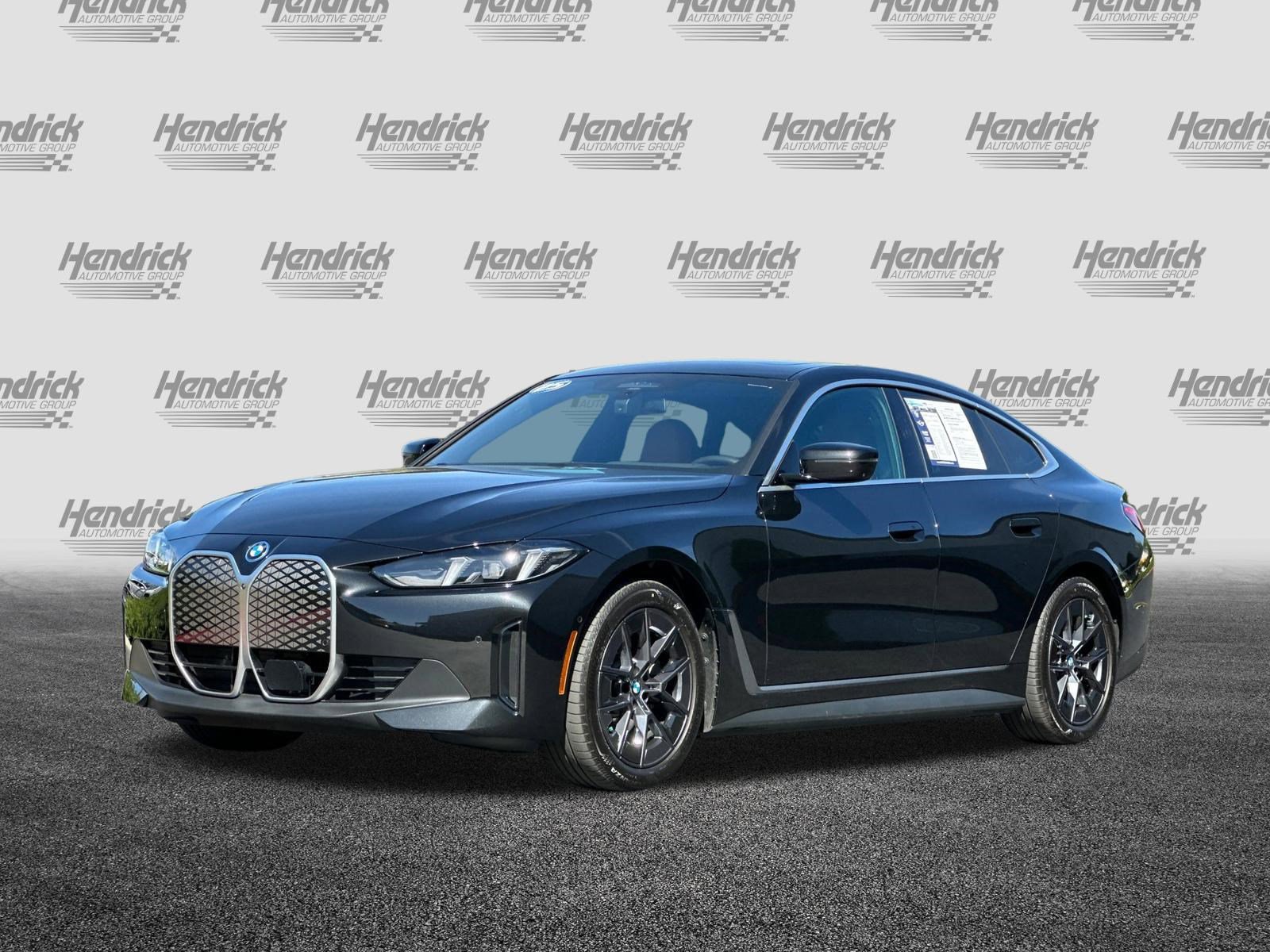 Used 2025 BMW i4 eDrive40 image 9