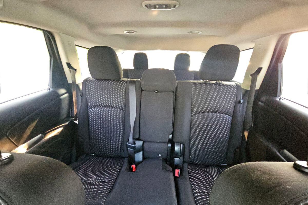 Used 2020 Dodge Journey SE w/ SE Popular Equipment Group image 13