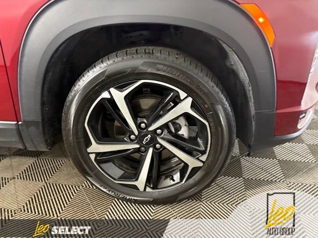 Used 2023 Chevrolet TrailBlazer RS w/ Sun and Liftgate Package AWD/4WD image 26