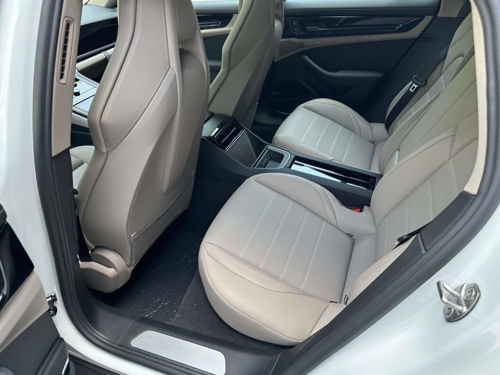 New 2026 Porsche Panamera 4 AWD/4WD image 13