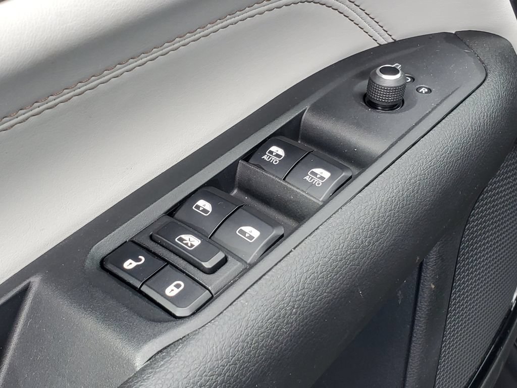 Used 2023 Jeep Compass Limited AWD/4WD image 7