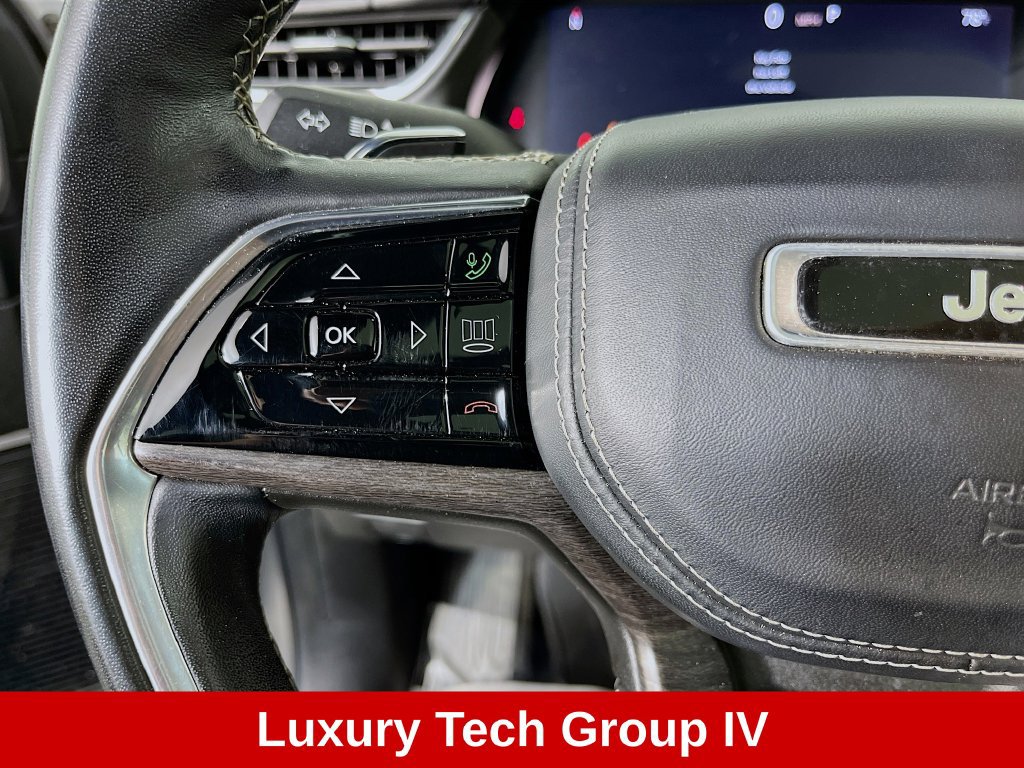 Used 2021 Jeep Grand Cherokee L Overland w/ Luxury Tech Group IV AWD/4WD image 15
