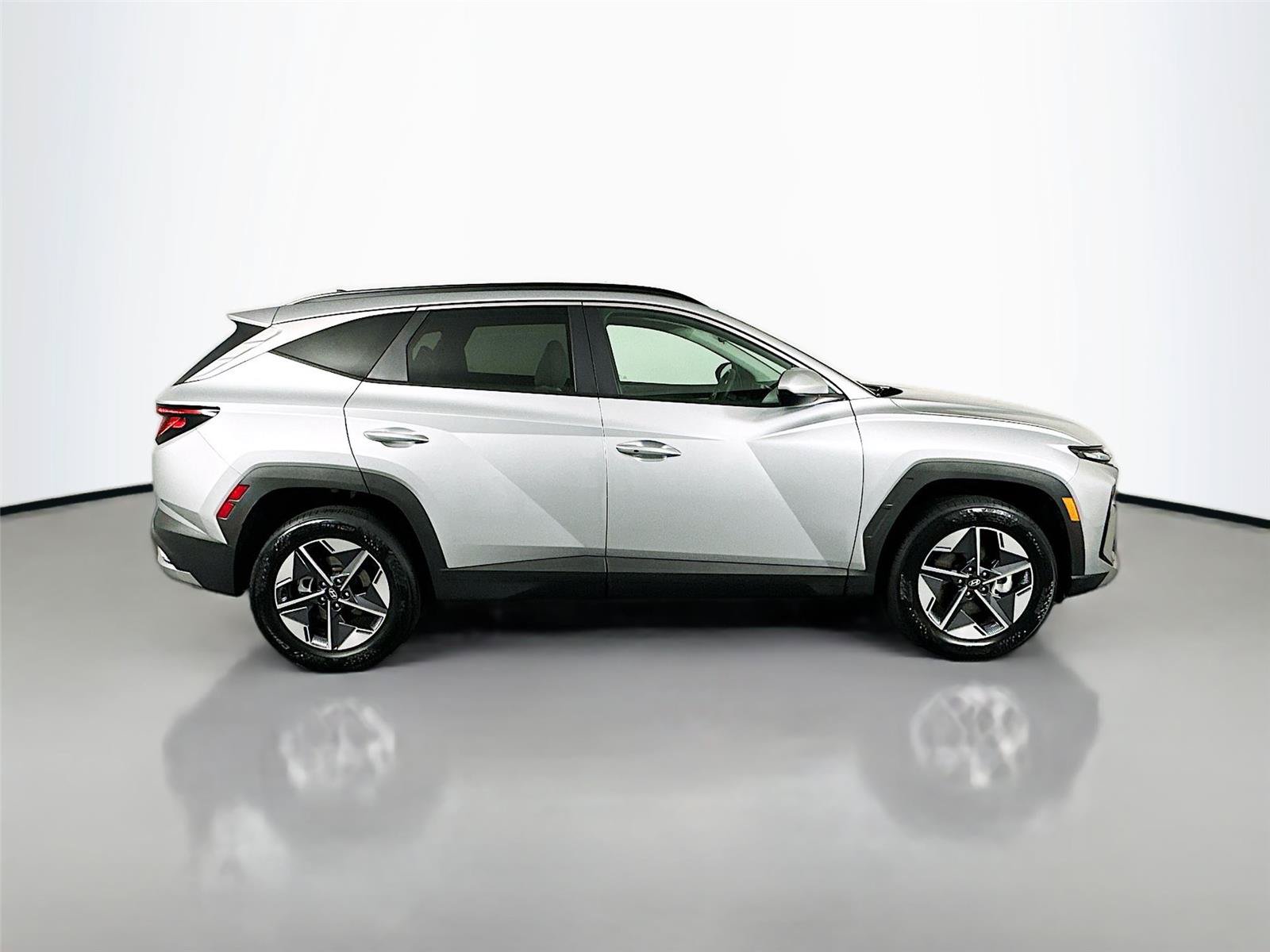 Used 2026 Hyundai Tucson SEL AWD/4WD image 17