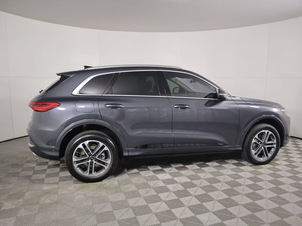 Used 2025 Audi Q5 Premium w/ Premium Plus AWD/4WD image 5