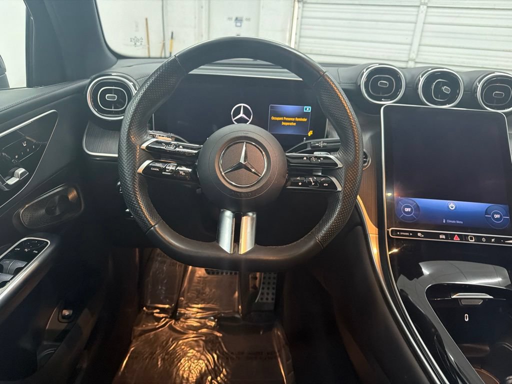 Used 2023 Mercedes-Benz GLC 300 4MATIC image 21