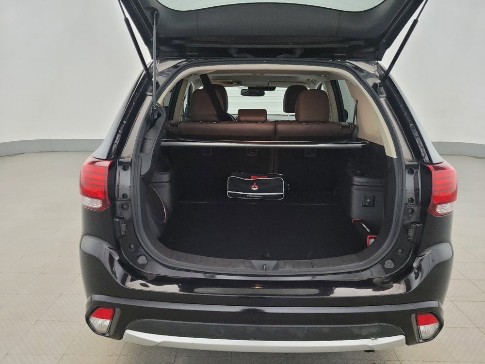 Used 2018 Mitsubishi Outlander GT image 29