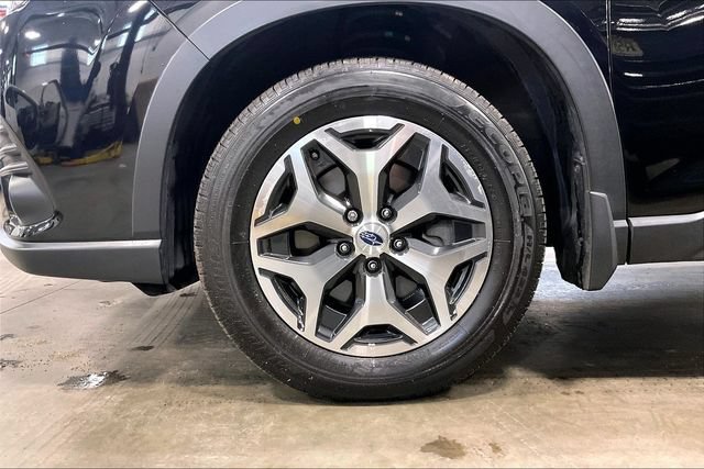 Used 2024 Subaru Forester Premium AWD/4WD image 9