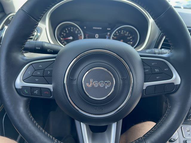 Used 2018 Jeep Compass Limited w/ Navigation Group AWD/4WD image 17