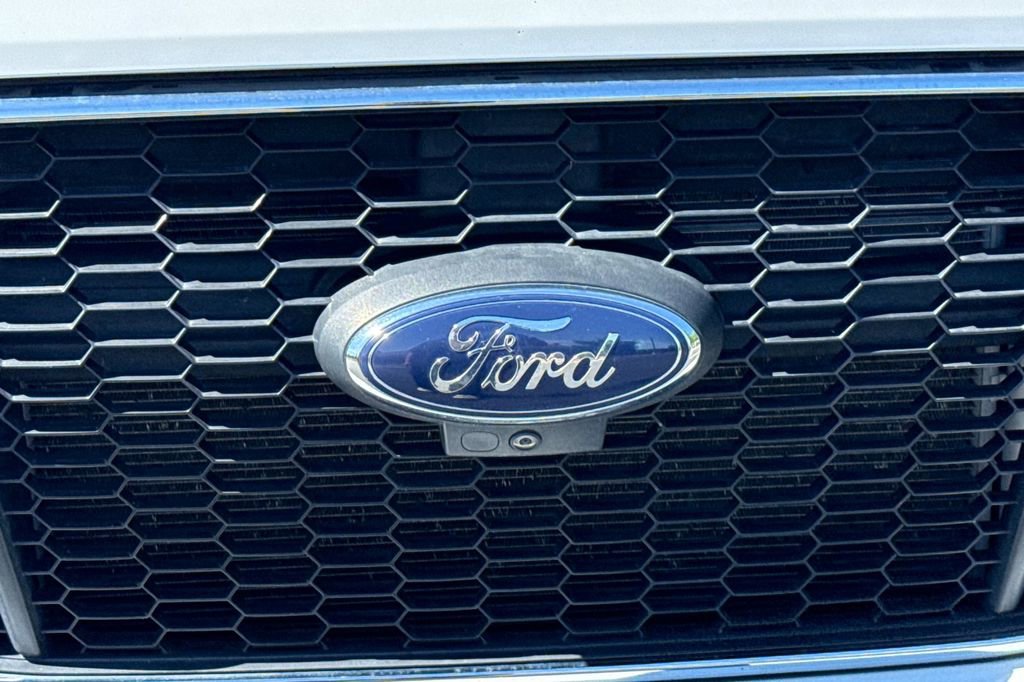 Used 2023 Ford Transit 350 XLT image 7