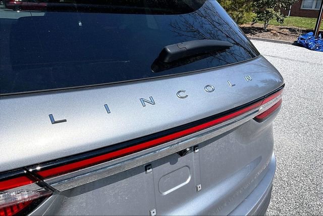 Used 2022 Lincoln Corsair AWD w/ Equipment Group 101A image 7