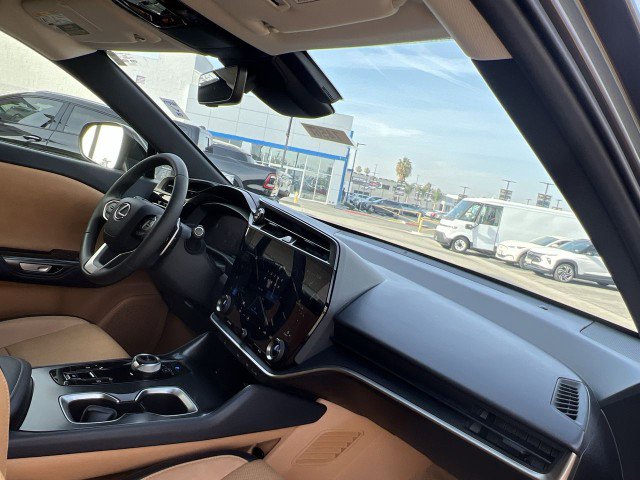 Used 2025 Lexus RZ 300e RZ 300e Premium SUV w/ Accessory Package (Z1) image 30