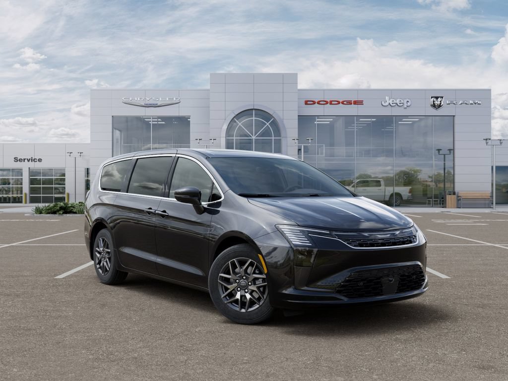 New 2027 Chrysler Pacifica Limited FWD image 5
