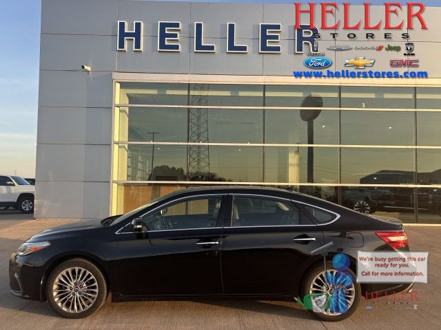 Used 2016 Toyota Avalon Limited FWD image 1