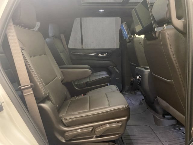 Used 2024 GMC Yukon Denali w/ Advanced Technology Package AWD/4WD image 24