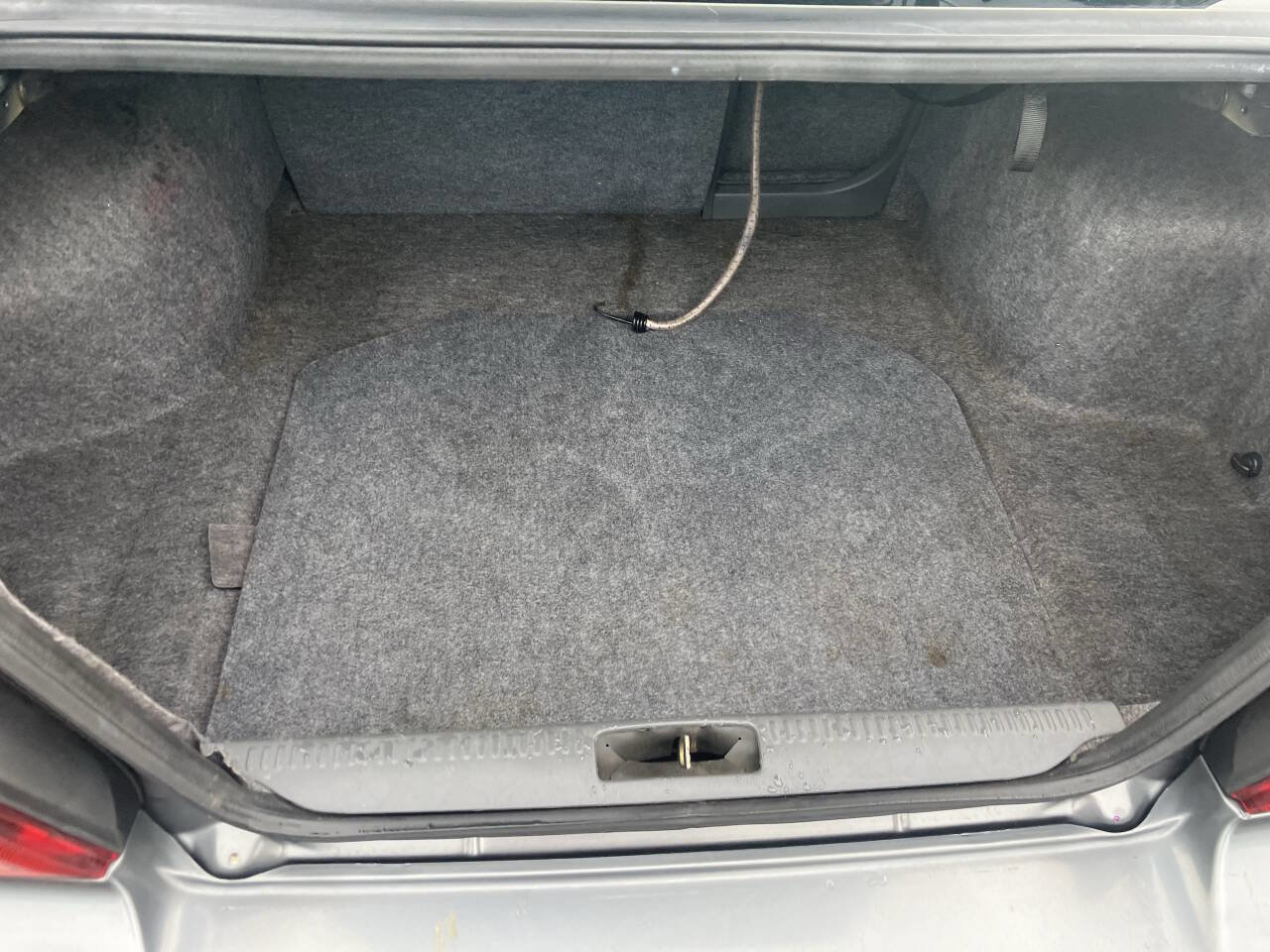 Used 2003 Mitsubishi Galant ES image 28