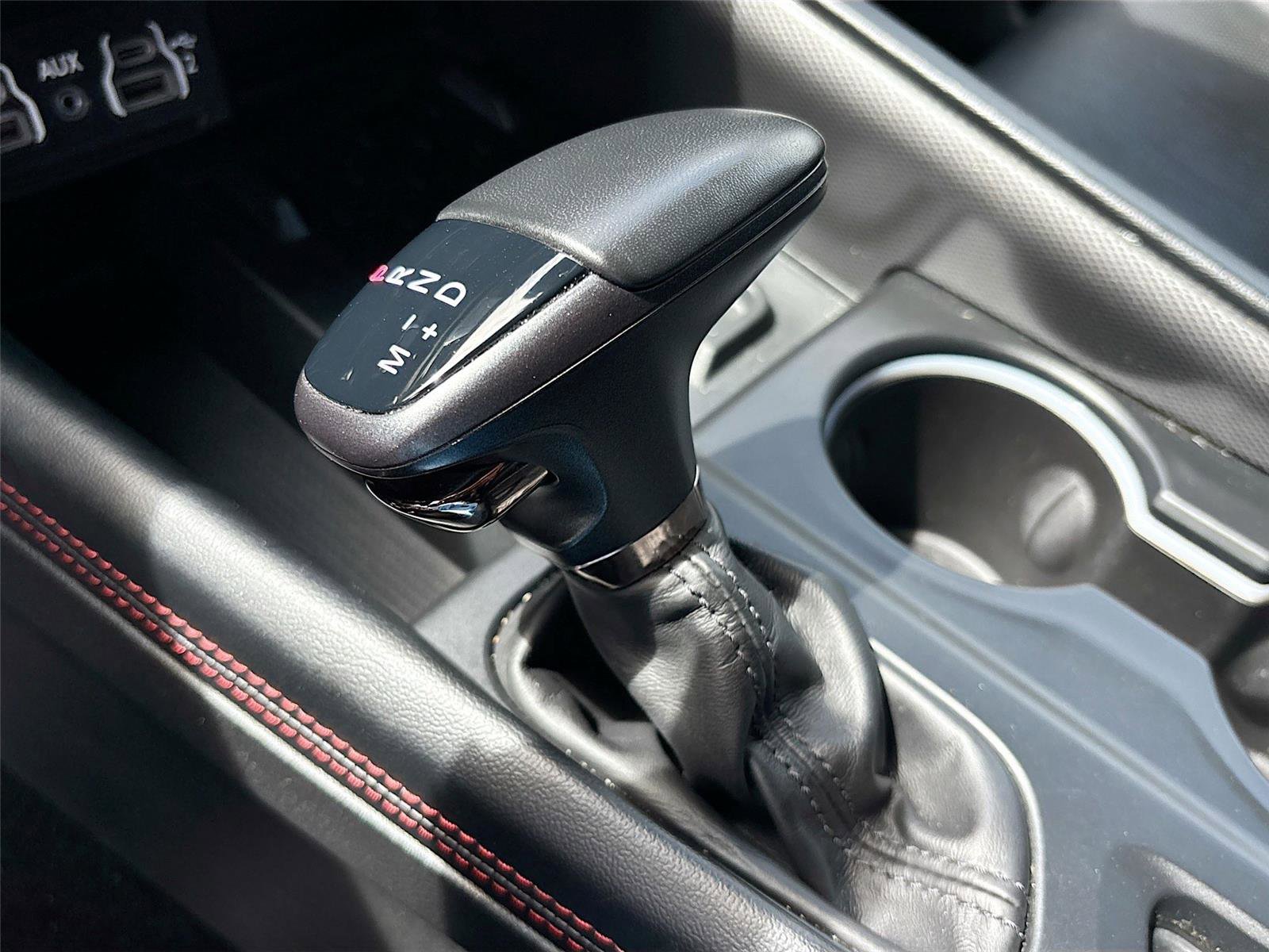 Used 2025 Dodge Durango GT AWD/4WD image 17
