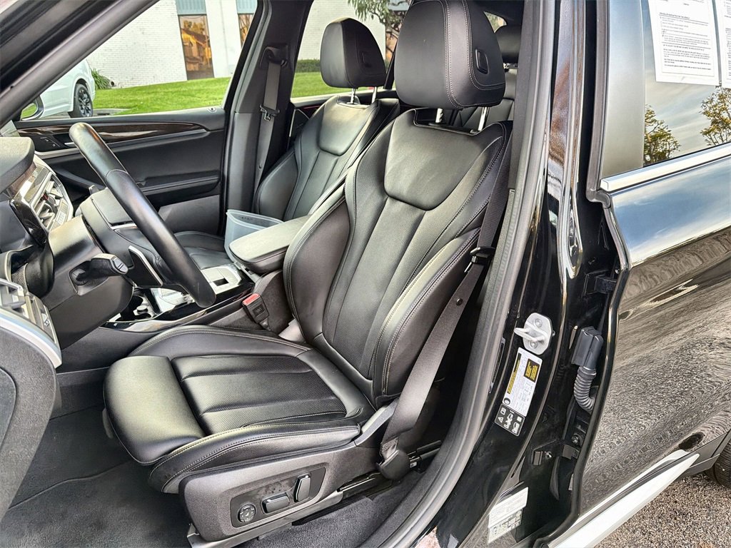 Used 2024 BMW X3 xDrive30i w/ Premium Essential Package image 13