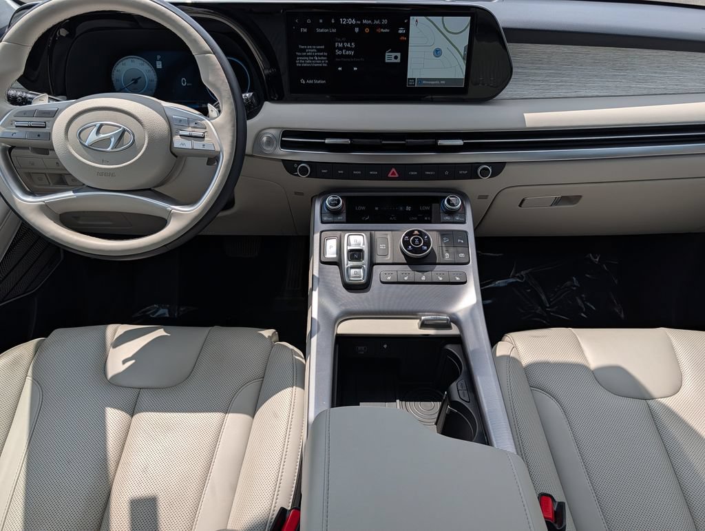 Used 2024 Hyundai Palisade Calligraphy AWD/4WD image 19