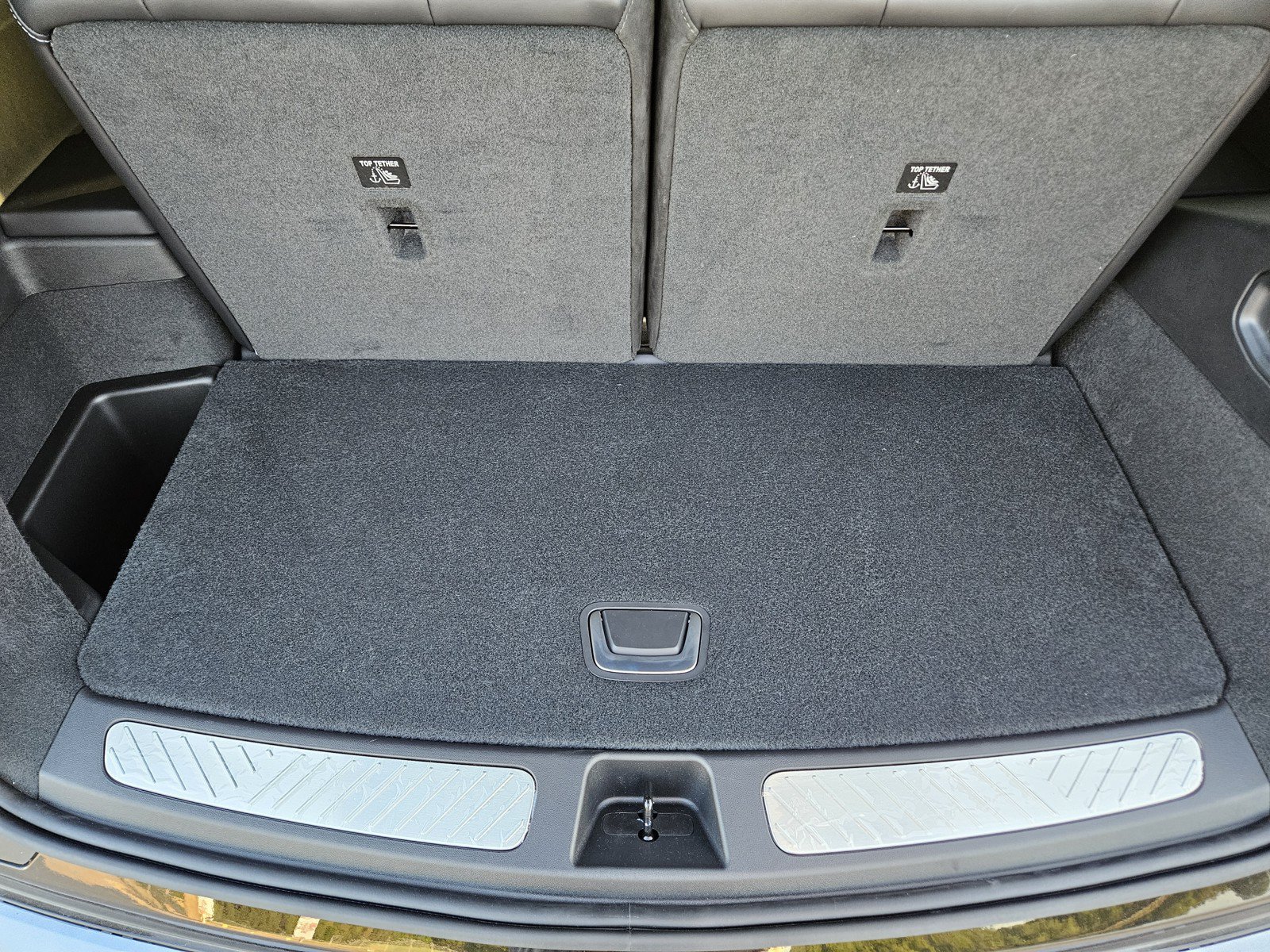 New 2027 Cadillac Vistiq Sport AWD/4WD image 23