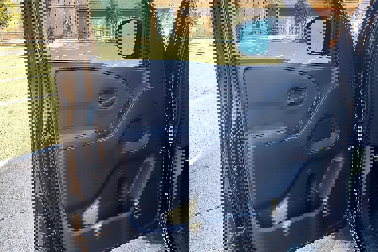 Used 2022 Nissan Frontier S w/ Technology Package image 27