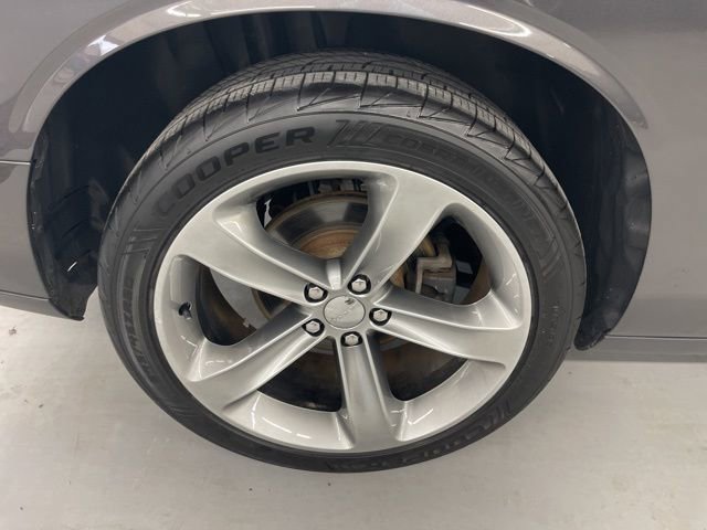 Used 2015 Dodge Challenger R/T w/ Quick Order Package 22B R/T image 9